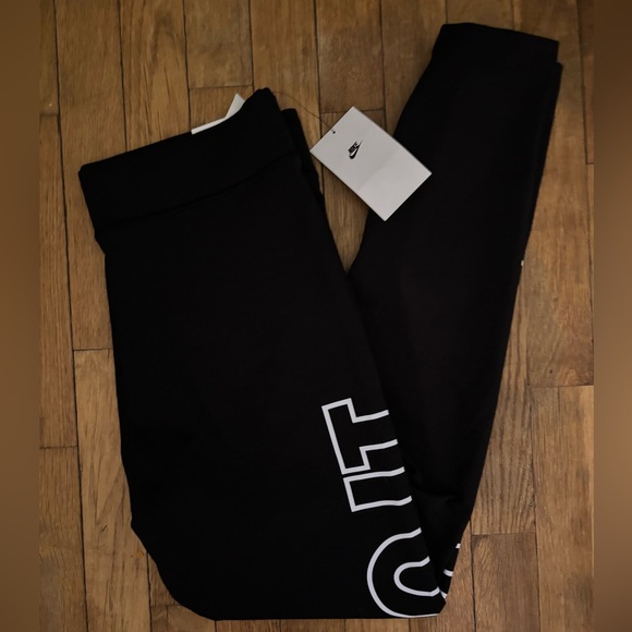 BNWT NIKE LEGGINGS - Picture 2 of 6